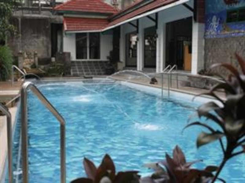 Grand Kalpataru Syariah Hotel Malang Buitenkant foto